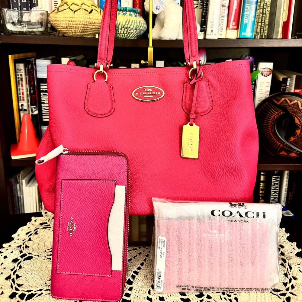 Coach Fuchsia Tote Bag and Wallet Set